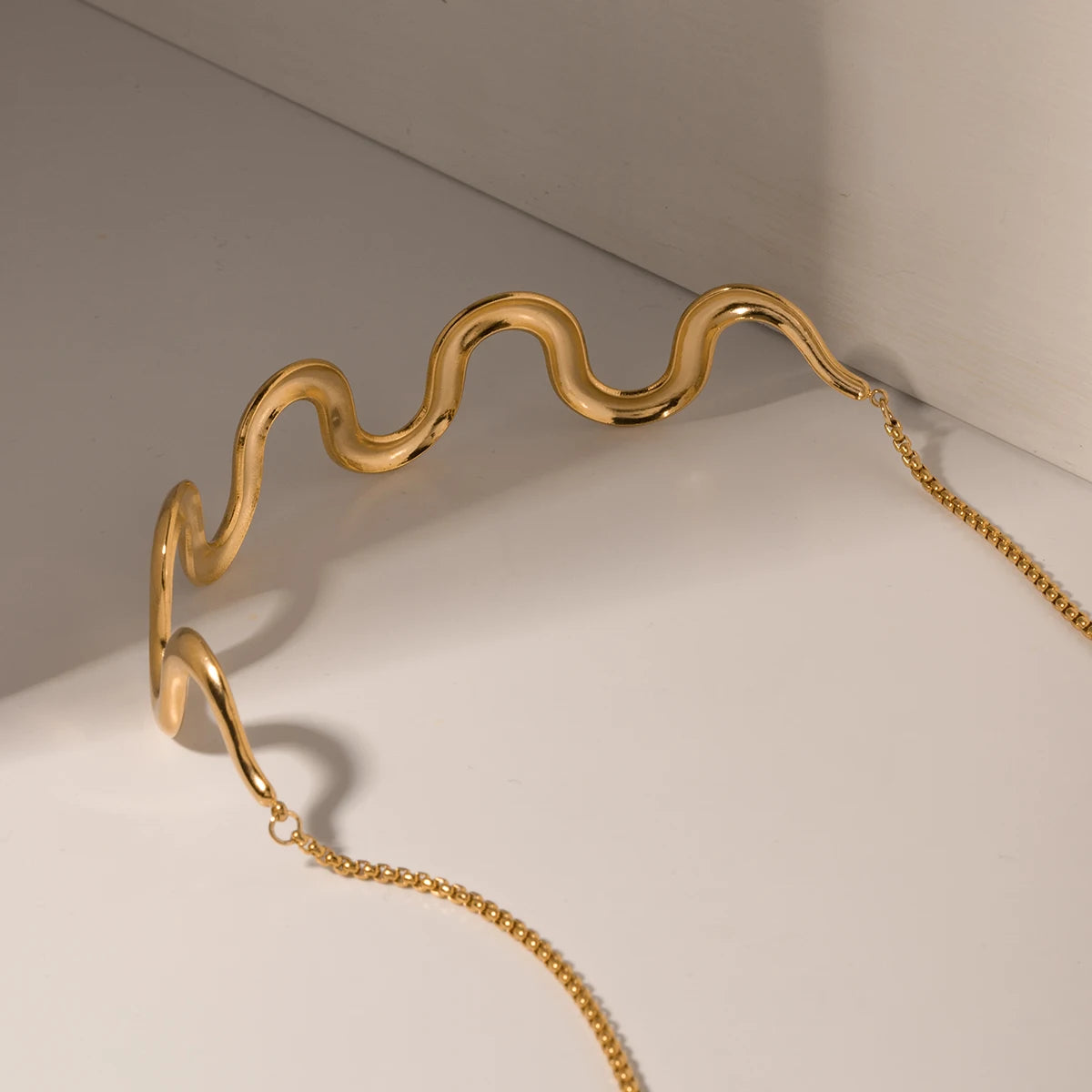 Colar Eline banhado a ouro 18k