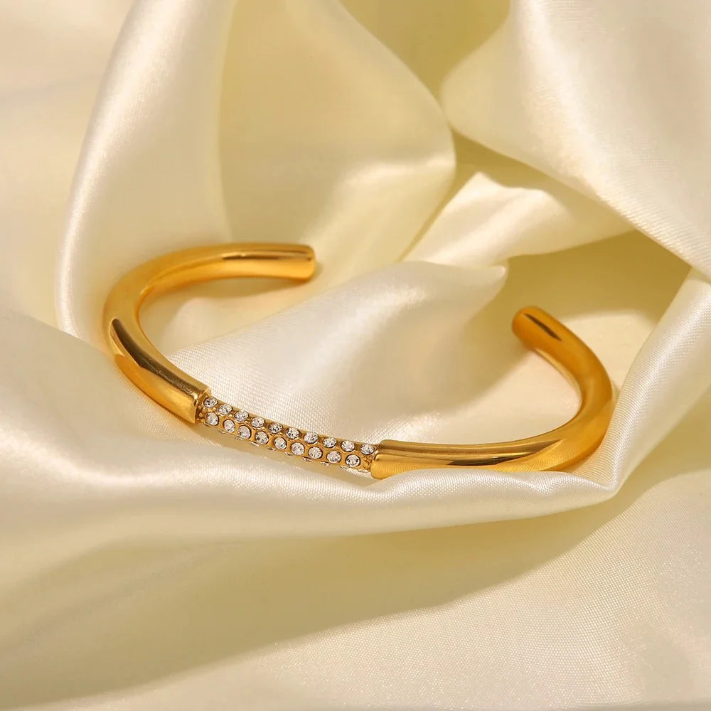 Pulseira Diora Banhada a ouro 18k com zirconias