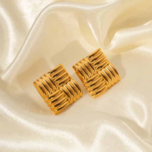 Brincos Saphine banhados a ouro 18k