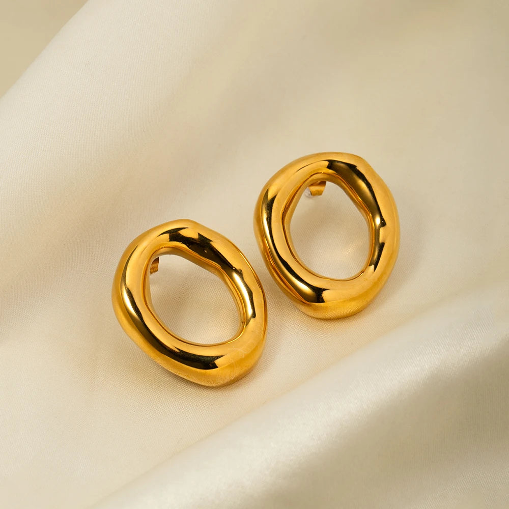 Brincos Valérian banhados a ouro 18k