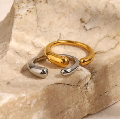 Anel Luzia banhado a ouro 18k